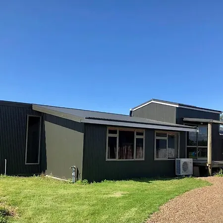 The Nutshed Villa Matata Exterior photo
